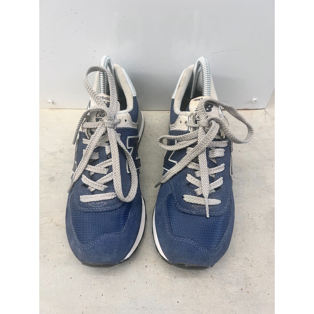 New Balance 574 Core WL574EVN Sneakers Womens US 7 Navy White Lifestyle Shoes - Picture 6 of 9